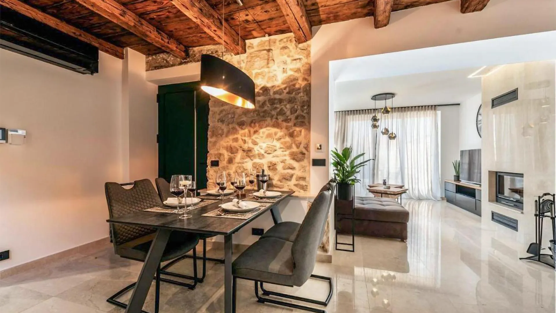 Pet Friendly Home In Poljaci With Kitchen Poljica  Holiday home